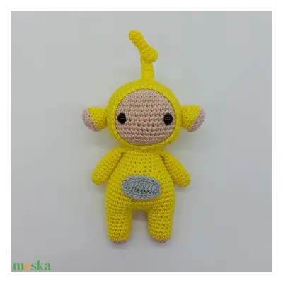 Sárga kis amigurumi figura