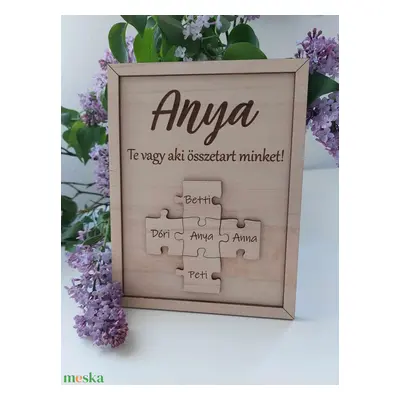 TotiWood Anyáknapi puzzle kép egyedi gravírozással