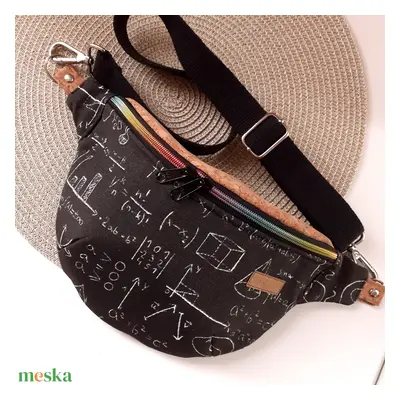 Férfi/Női, Unisex Övtáska, Crossbody matek képletek mintával