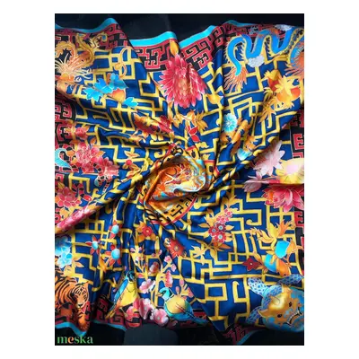 Kézzel festett selyemkendő “Chinese adventure” 90x90cm (twill)