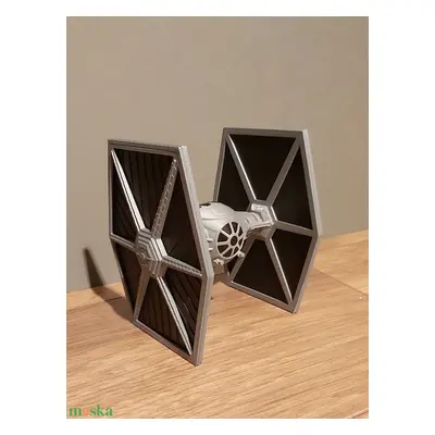 Birodalmi vadászgép, TIE fighter.