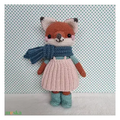 Horgolt róka ruhában amigurumi