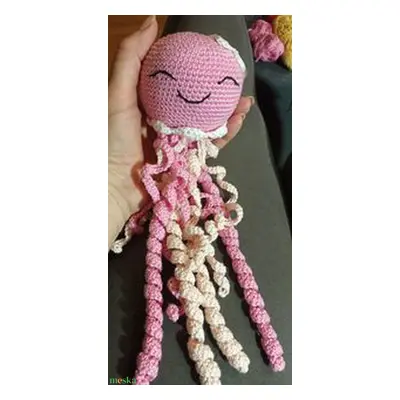 Polip amigurumi figura