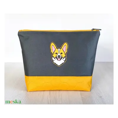 Nagy talpas neszesszer – Corgi