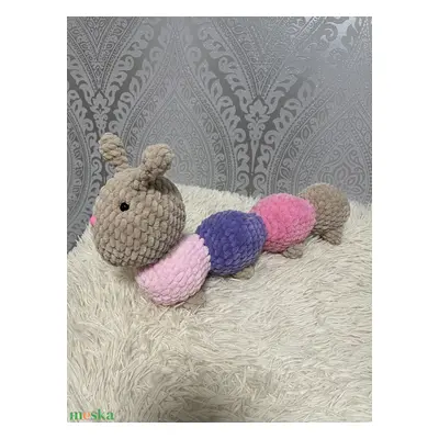 Amigurumi hernyócska