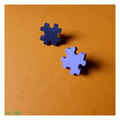 Lila puzzle fa fülbevaló