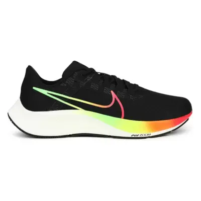 Férfi futócipő NIKE Air Zoom Pegasus 38 black green strike total orange