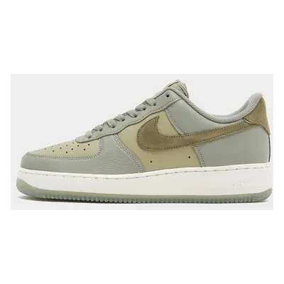 Nike Air Force 1 '07 Lv8