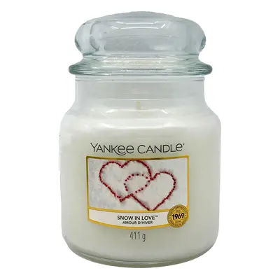 Yankee Candle Snow In Love Medium Jar 411 g