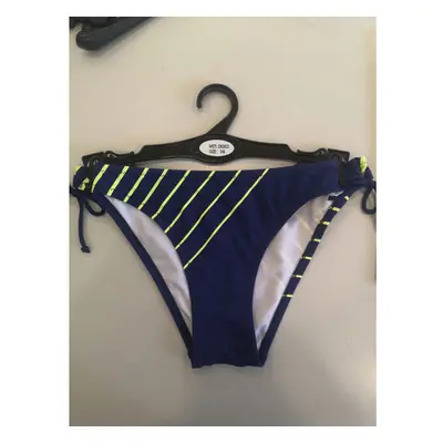 Bikini alsó méret: 36