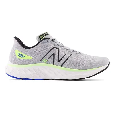 Férfi futócipő New Balance Fresh Foam Evoz v3 MEVOZRG3 – szürke