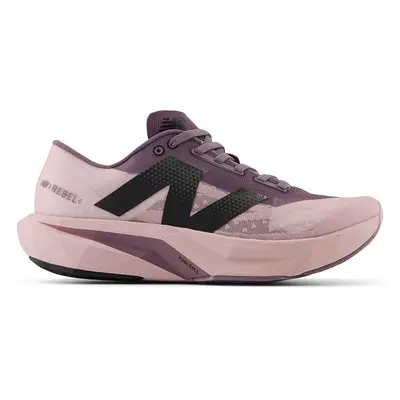 Női futócipő New Balance FuelCell Rebel v4 WFCXCS4 – rózsaszín