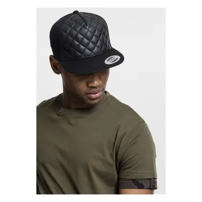 Urban Classics Diamond Quilted Snapback black