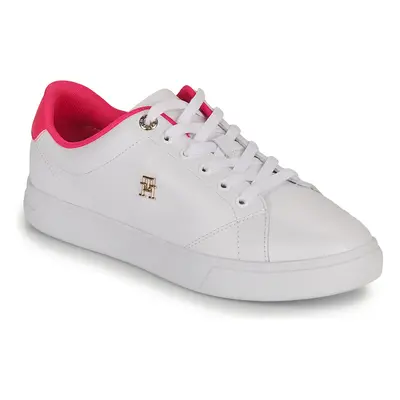 Tommy Hilfiger ELEVATED ESSENTIAL COURT SNEAKER Rövid szárú edzőcipők Fehér