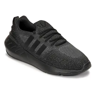 adidas SWIFT RUN 22 Rövid szárú edzőcipők Fekete