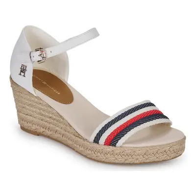 Tommy Hilfiger MID WEDGE CORPORATE Szandálok / Saruk Fehér