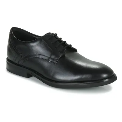 Clarks UN HUGH LACE Oxford cipők Fekete