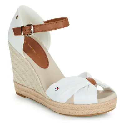 Tommy Hilfiger BASIC OPEN TOE HIGH WEDGE Gyékény talpú cipők Fehér