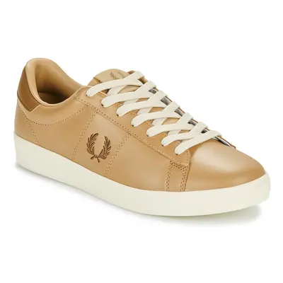 Fred Perry B4334 Spencer Leather Rövid szárú edzőcipők Barna