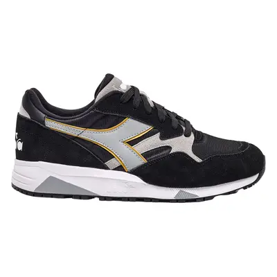 Diadora N902 501.178559 Divat edzőcipők Fekete