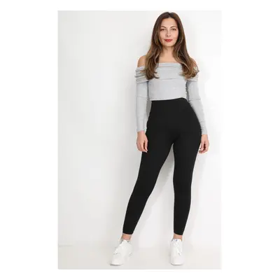 La Modeuse 69647_P162103 Legging-ek Fekete