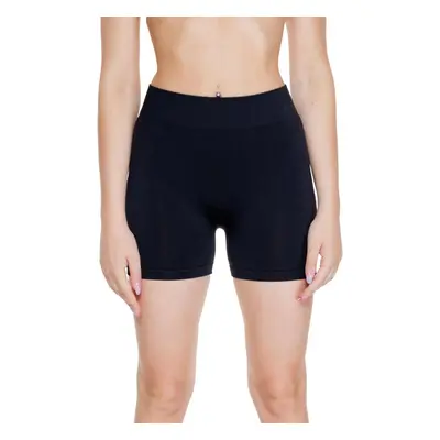 Vero Moda VMJACKIE SEAMLESS MINI SHORTS GA NOOS 10285272 Rövidnadrágok Fekete