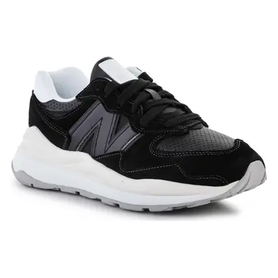 New Balance M5740SLB Rövid szárú edzőcipők Fekete