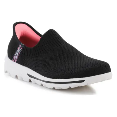 Skechers GO WALK TRAVEL 124799-BLK Tenisz Fekete