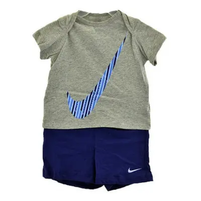 Nike Sportcompletinfantile Pólók / Galléros Pólók Más