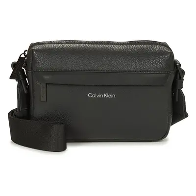 Calvin Klein Jeans CK MUST CAMERA BAG Kistáskák Fekete