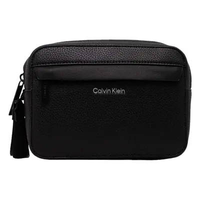 Calvin Klein Jeans CK MUST COMPACT CASE K50K512200 Kistáskák Fekete