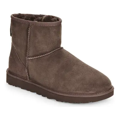 UGG CLASSIC MINI II Csizmák Barna