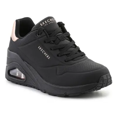 Skechers Uno Wedge - Hi Steps 177520-BBK Black Rövid szárú edzőcipők Fekete