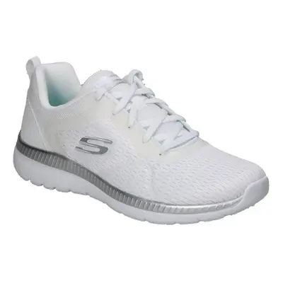 Skechers BOUNTIFUL-QUICK PATH Divat edzőcipők Fehér