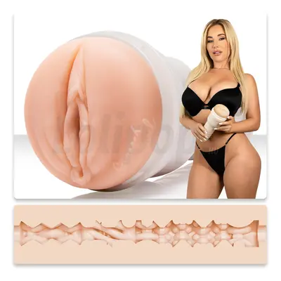 Fleshlight Girls: Savannah Bond Vagina