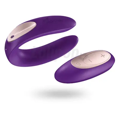 Satisfyer PARTNER Plus - rádiós, két-motoros vízálló, akkus párvibrátor (lila)