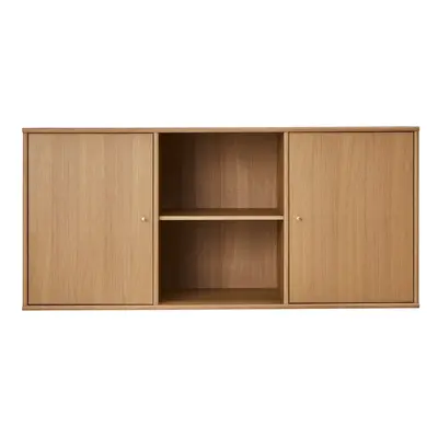 Natúr színű alacsony függő komód tölgyfa dekorral 133x61 cm Mistral – Hammel Furniture