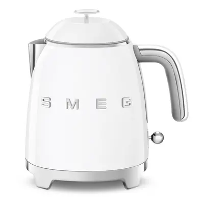 Fehér rozsdamentes acél vízforraló 800 ml Retro Style – SMEG