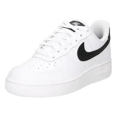 Nike Sportswear Rövid szárú sportcipők 'AIR FORCE 07' fekete / fehér