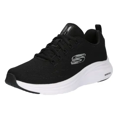 SKECHERS Rövid szárú sportcipők 'Vapor Foam' fekete / fehér