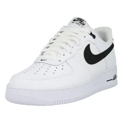 Nike Sportswear Rövid szárú sportcipők 'AIR FORCE 1' fekete / fehér