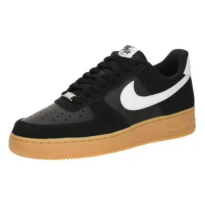 Nike Sportswear Rövid szárú sportcipők 'AIR FORCE '07 LV8' fekete / piszkosfehér